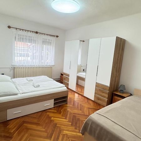 Pingvin Cukraszda Apartman Balatonmáriafürdő Dış mekan fotoğraf
