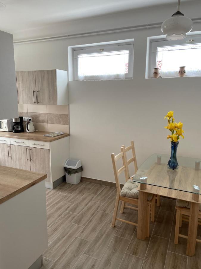 Pingvin Cukraszda Apartman Balatonmáriafürdő Dış mekan fotoğraf